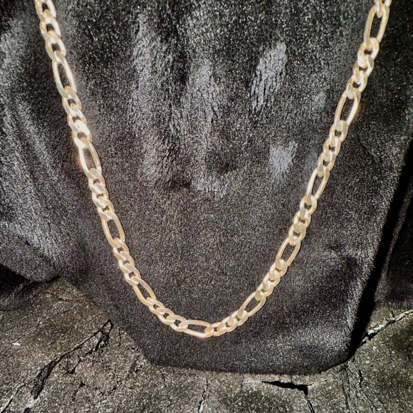 Sterling Silver Figaro Chain - Picture 4 of 6